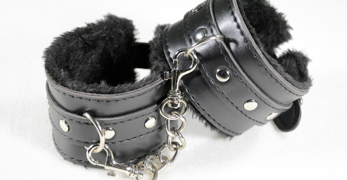 handcuffs sm shackles fetish slave eroticism unfree prisoners sexuality sex toys submissive