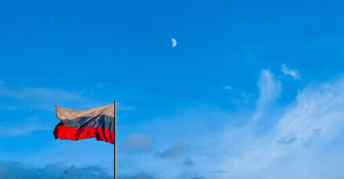 grey and red flag