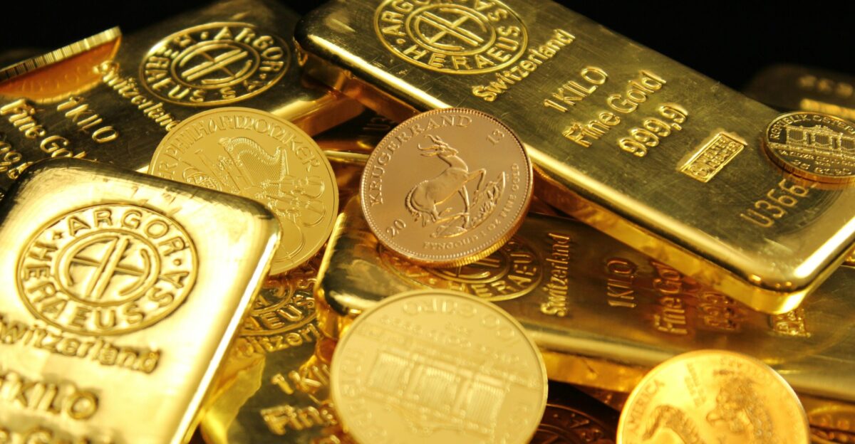 gold and silver round coins