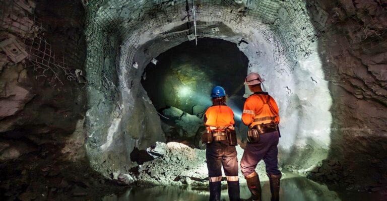 New USGS Map Shows Massive Treasure - Safetowork X 768x399 