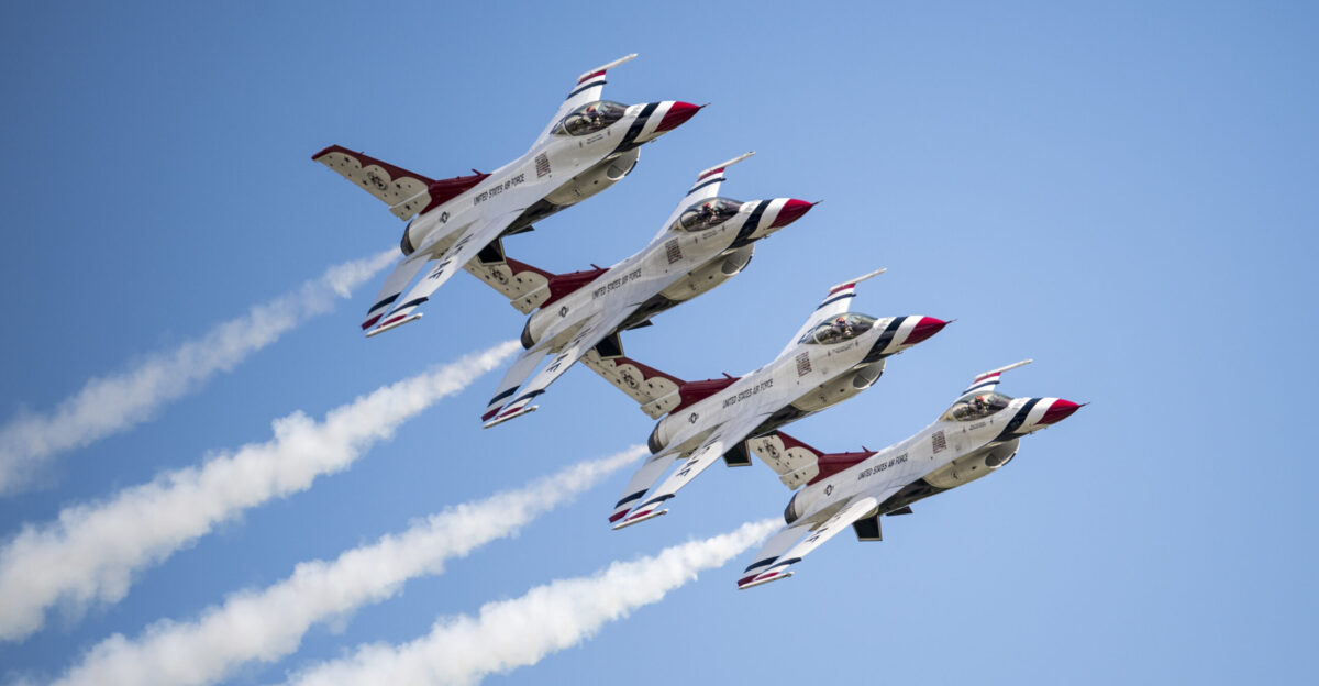 The U S Air Force Thunderbirds perform the echelon pass in review maneuver during the Wings over Pittsburgh air show May 13 2017 in Coraopolis Pa U S Air Force photo Staff Sgt Jason Couillard