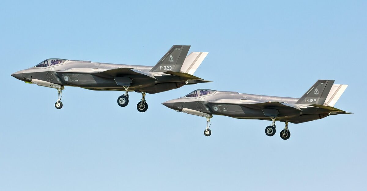 f-35 aircraft jet stealth military airplane f-35a fighter plane aviation flying f35