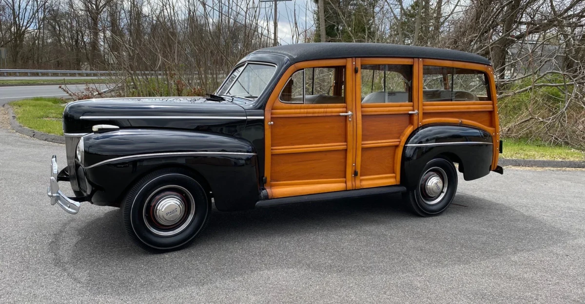 Ford Super Deluxe Woody Wagon - Audrain Auto Museum